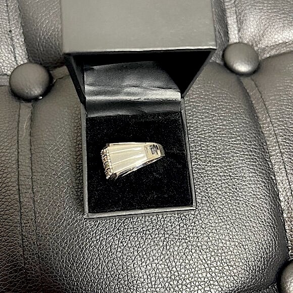 Men's Diamond Cluster Ring - Picture 4 of 10